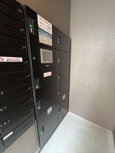 宅配ボックス