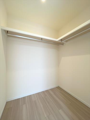 WIC(南東側洋室)