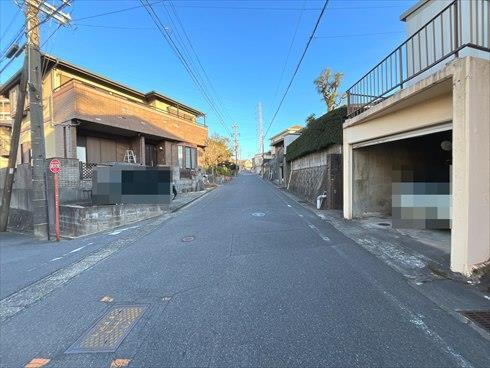 前面道路(2026年3月撮影) 前面道路(2026年3月撮影)