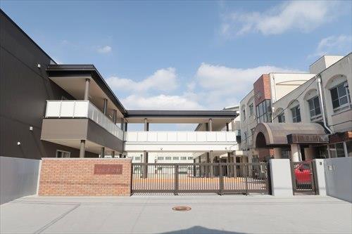 名古屋市立松栄小学校まで950m