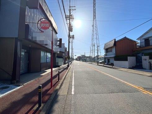 前面道路(2026年6月撮影)