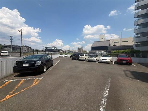 敷地内駐車場
