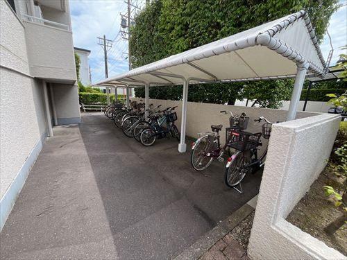 駐輪場