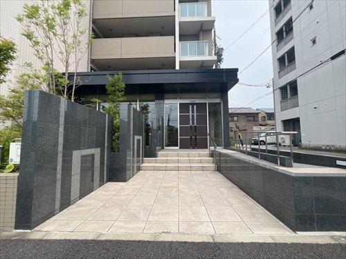 正面入口