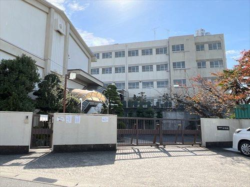 名古屋市立神沢中学校まで1170m
