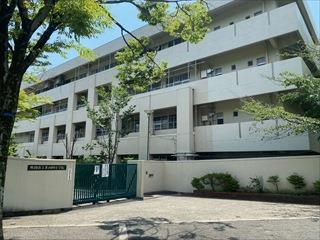 吹田市立北山田小学校（860ｍ）