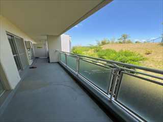 東側バルコニー