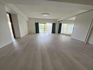 リビングダイニング