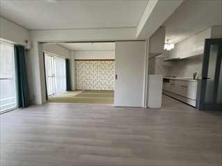 リビングダイニング