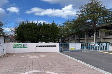 豊中市立北丘小学校まで700ｍ