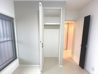 洋室約5帖収納