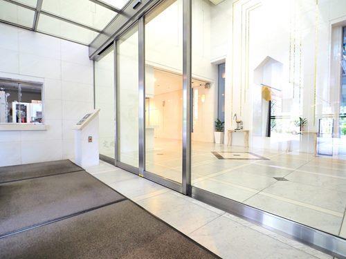 エントランス（オートロック）