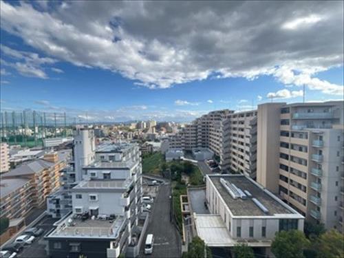 南東向きバルコニーからの眺望