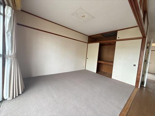 和室（キッチン側）