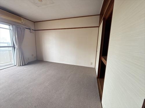 和室（キッチン側）