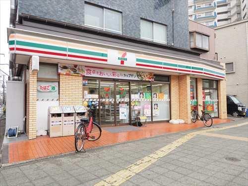 セブンイレブン大田区東六郷３丁目店80ｍ