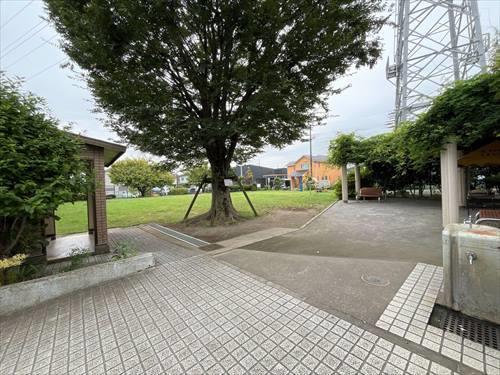 橋戸新田公園 260ｍ