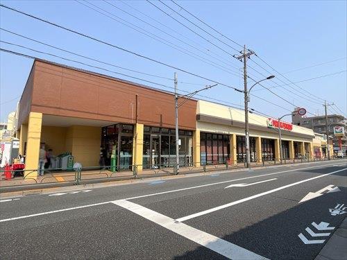 ヨークフーズ石神井店 590ｍ