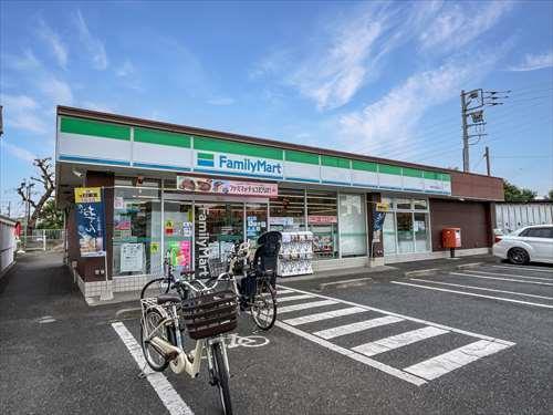 ファミリーマート秀栄花小金井店 430ｍ