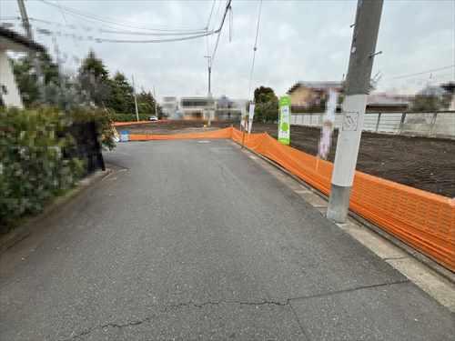 西側道路