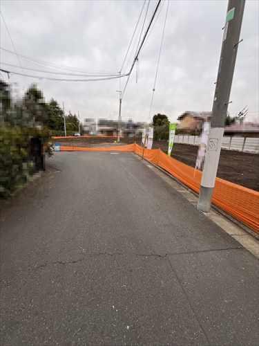 西側道路