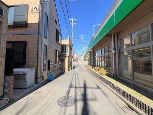 前面道路（物件：左手）
