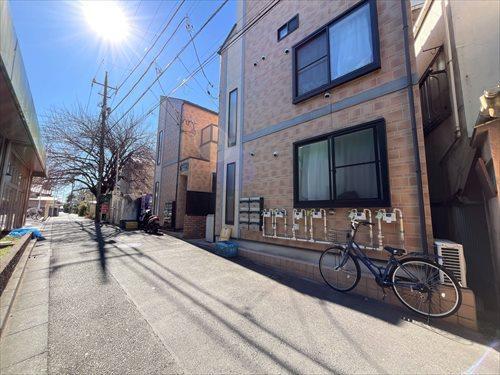 前面道路を含む現地（右手）