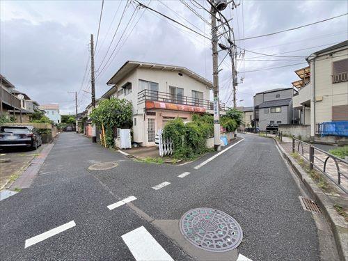 隣接道路を含む現地