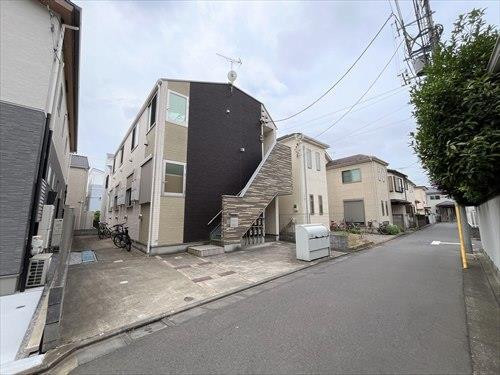 前面道路を含む現地（左手）