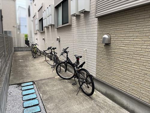 駐輪スペース（1）