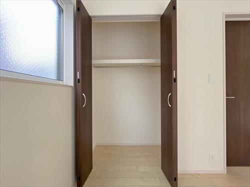 西側クローゼット（納戸6.5帖）