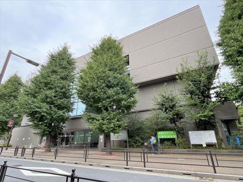 練馬区立貫井図書館 780ｍ