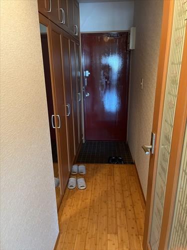 玄関（2025年6月撮影）