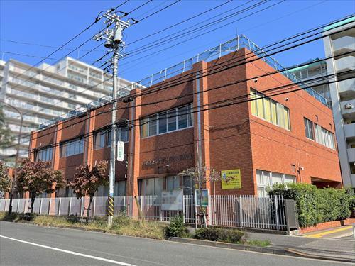 西東京市立谷戸図書館 1110ｍ