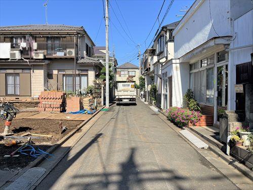 前面道路（物件：左手）