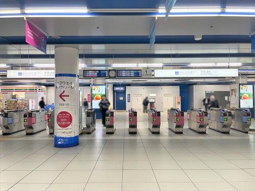 横浜高速鉄道「みなとみらい駅」80ｍ