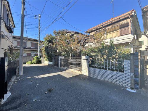 前面道路を含む現地（右手）