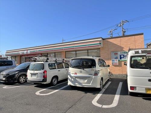 セブンイレブン練馬南大泉一丁目店390ｍ