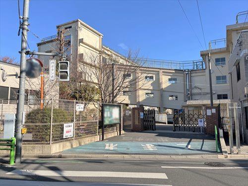 練馬区立大泉第二小学校 500ｍ