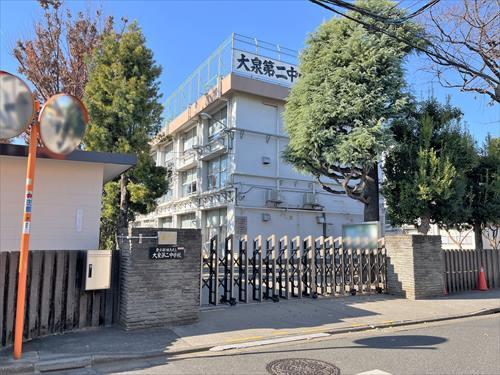 練馬区立大泉第二中学校 1740ｍ