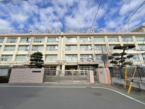 練馬区立谷原中学校 720ｍ