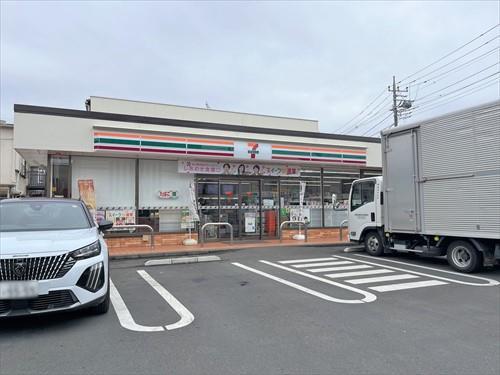 セブンイレブン杉並井草２丁目店 230ｍ