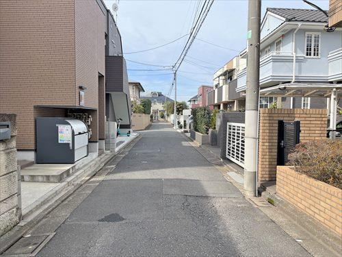 前面道路（物件：左手）