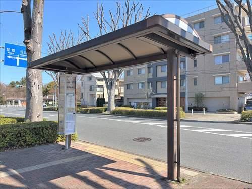 最寄のバス停「長久保」260ｍ