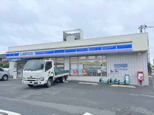 ローソン西東京芝久保四丁目店　370m