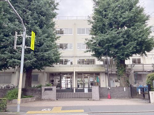 練馬区立石神井中学校 1200ｍ