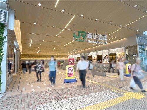 JR総武線「新小岩駅」340ｍ