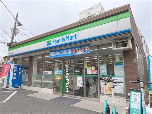 ファミリーマート石神井銀座通り店800ｍ