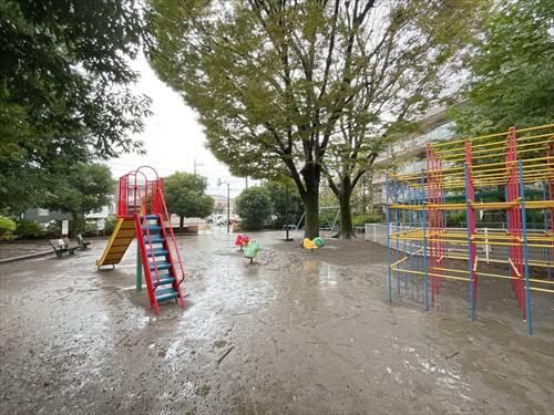 練馬区立あさがお児童遊園 240ｍ