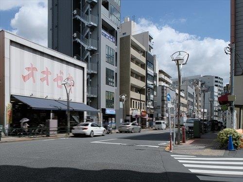 スーパーオオゼキ高田馬場店 400m